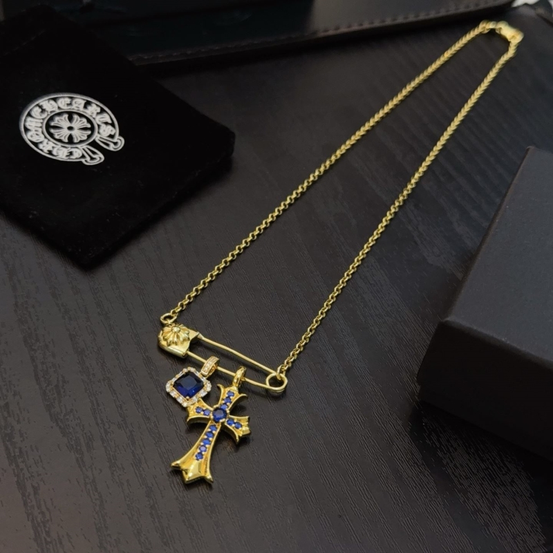 Ch*0me He**ts necklaces